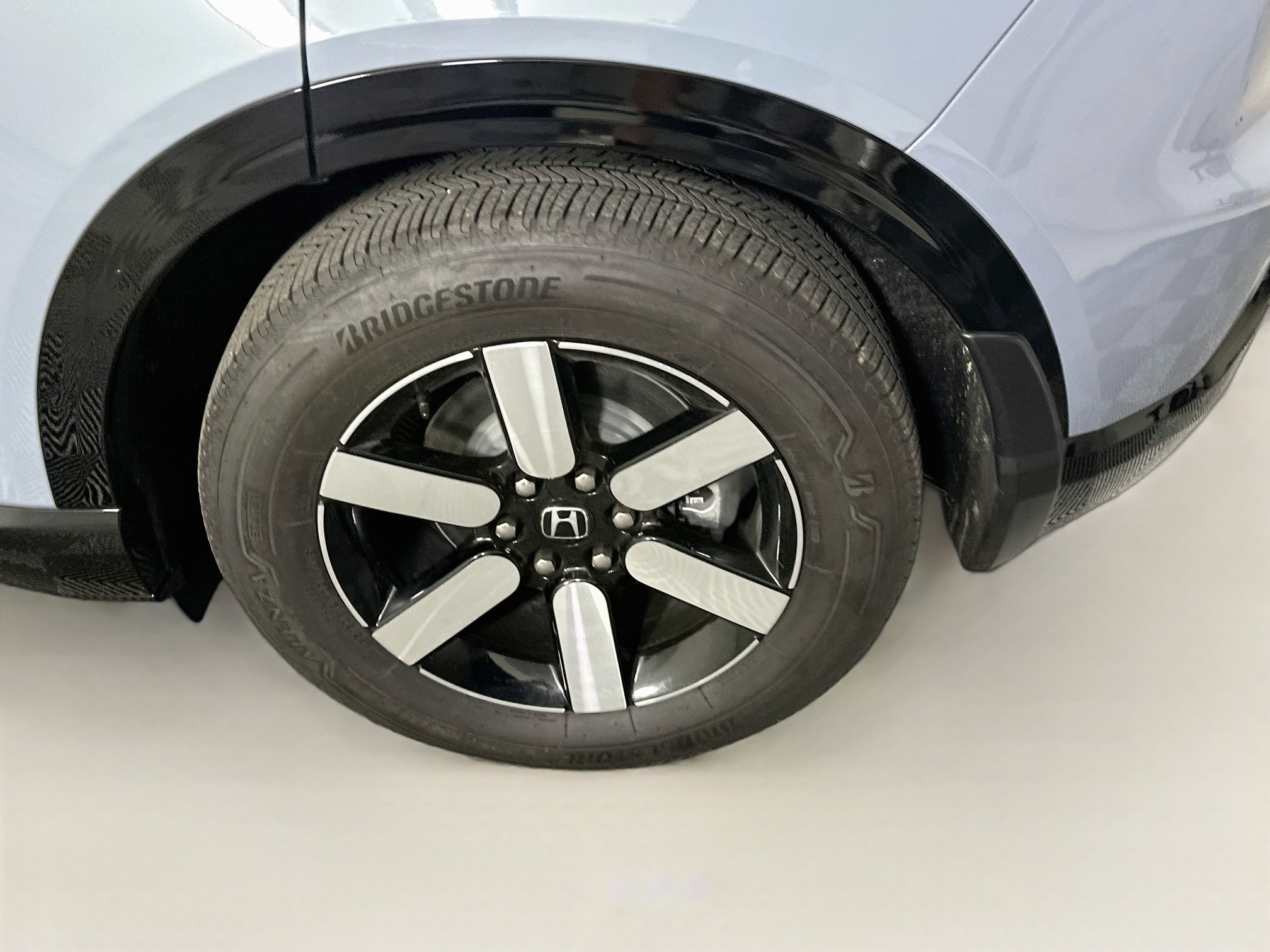Used 2025 Honda Prologue Touring image 11