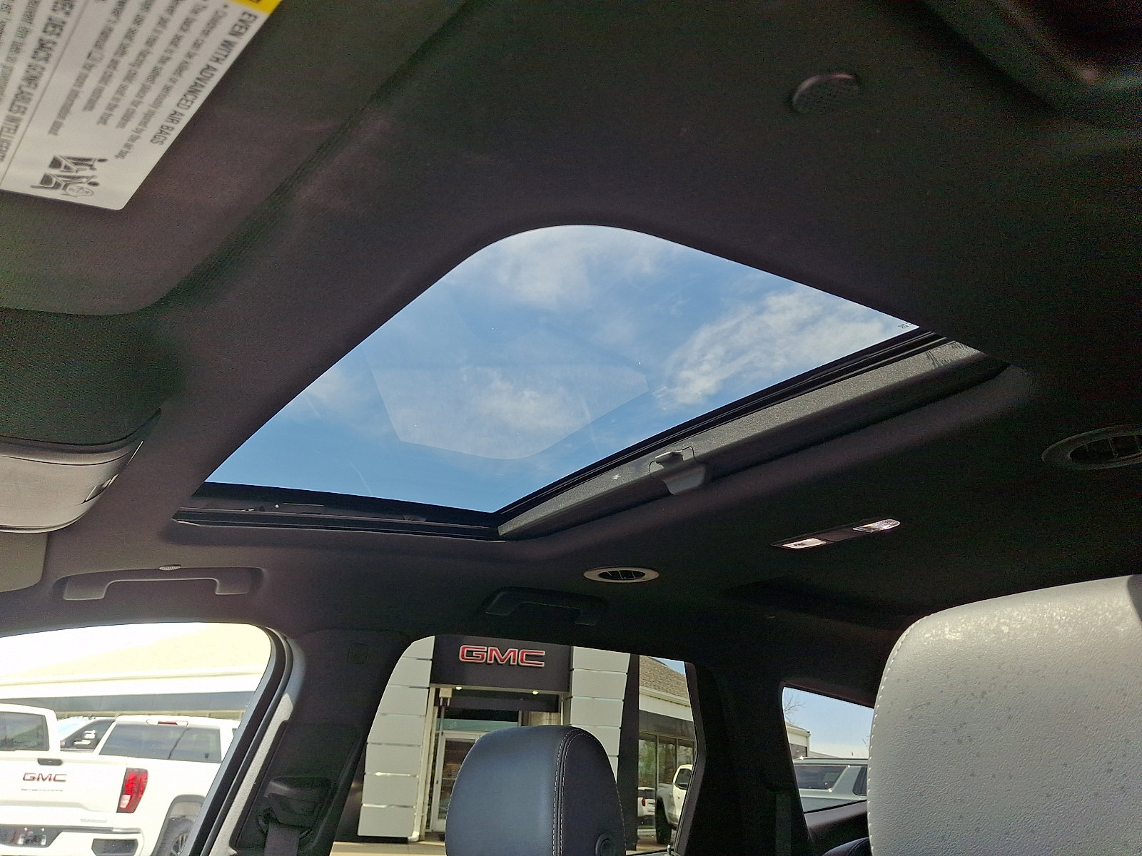 Used 2023 Buick Enclave Essence w/ Experience Buick Package image 17