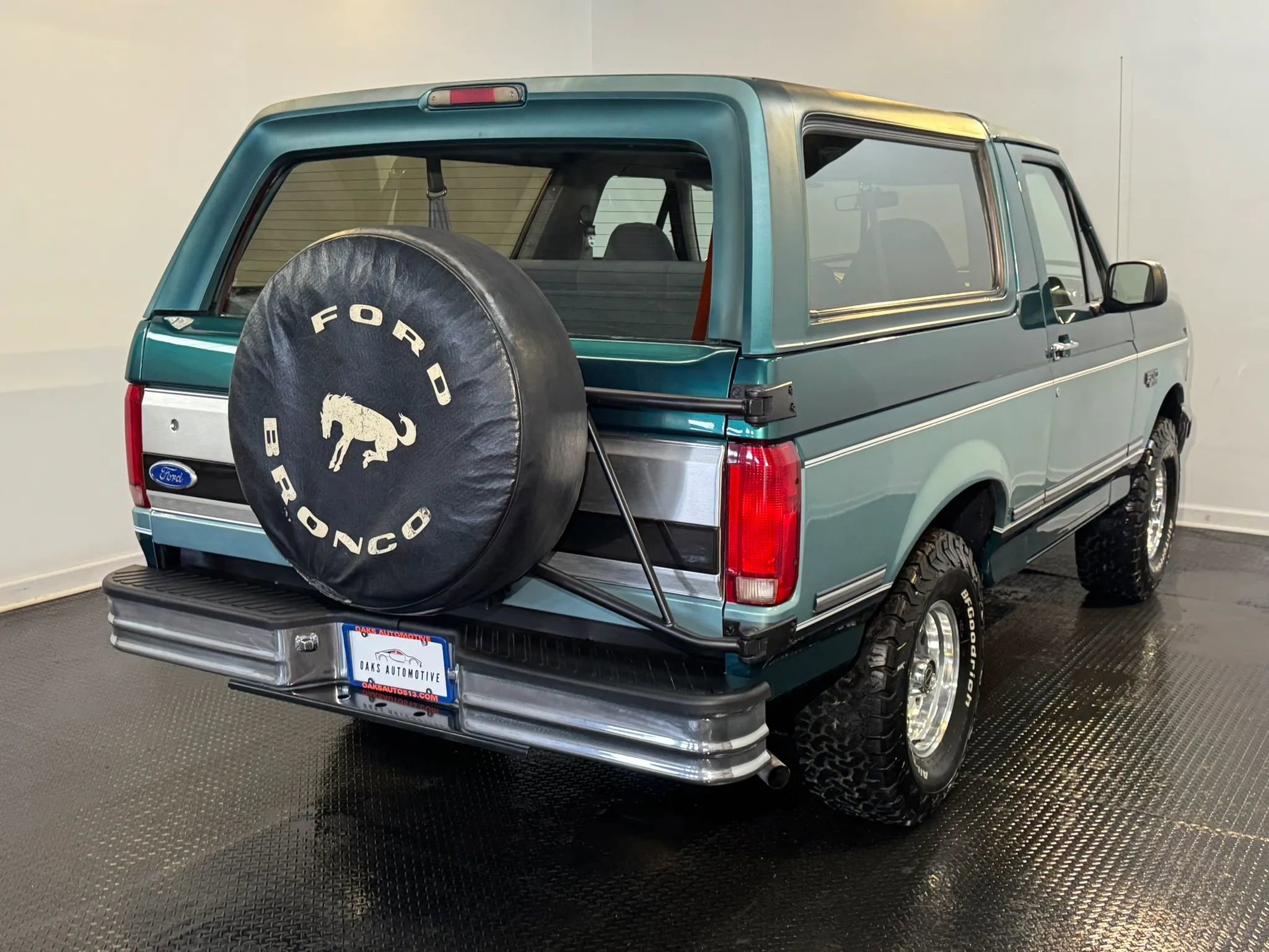 Used 1996 Ford Bronco AWD/4WD image 6