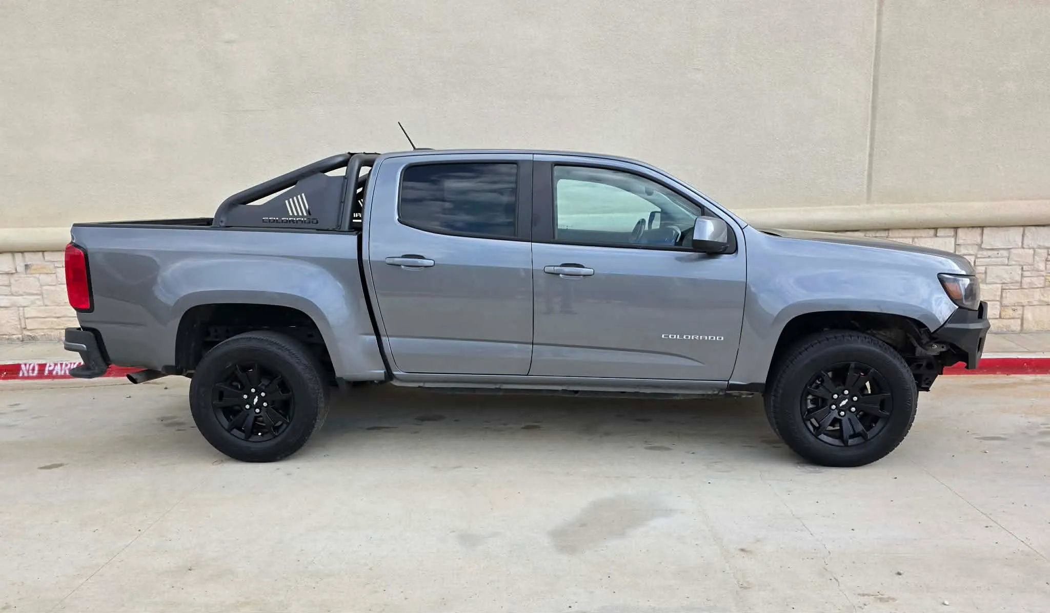 Used 2021 Chevrolet Colorado LT w/ Safety Package image 7