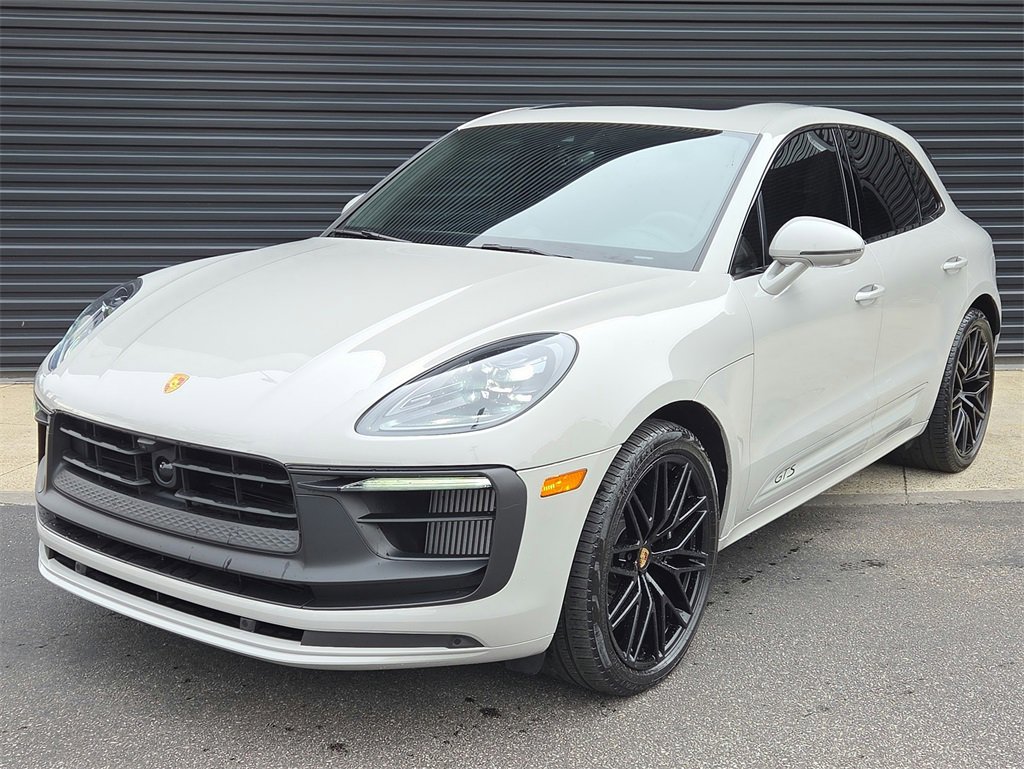 Used 2023 Porsche Macan GTS image 1