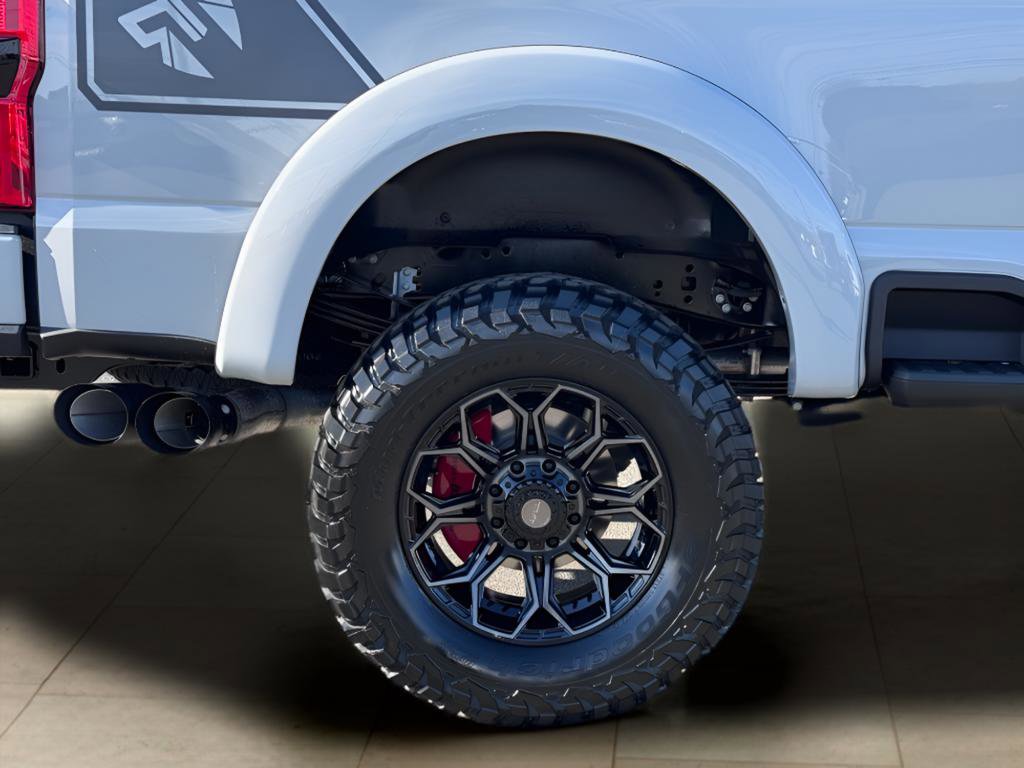 New 2026 Ford F250 Lariat w/ Black Appearance Package image 49