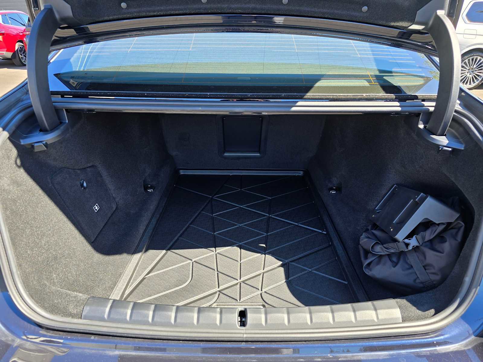 New 2025 BMW 750e xDrive 750e xDrive w/ Executive Package image 16