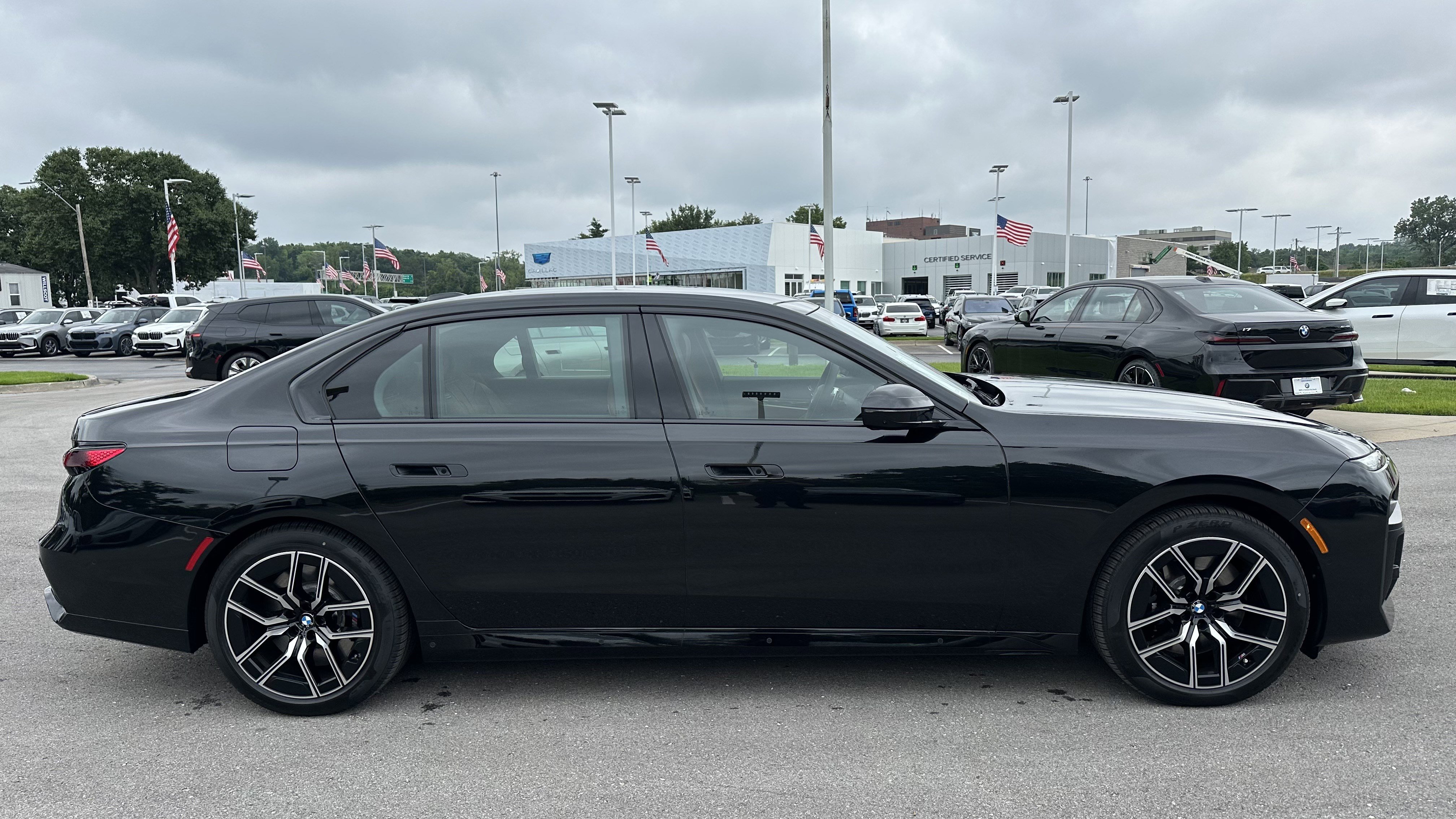 New 2025 BMW 760i xDrive w/ Executive Package image 11