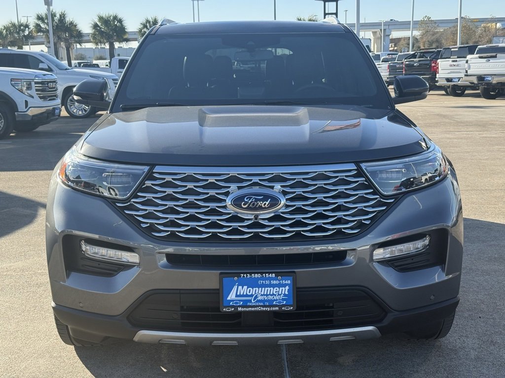 Used 2023 Ford Explorer Platinum w/ Technology Package image 3