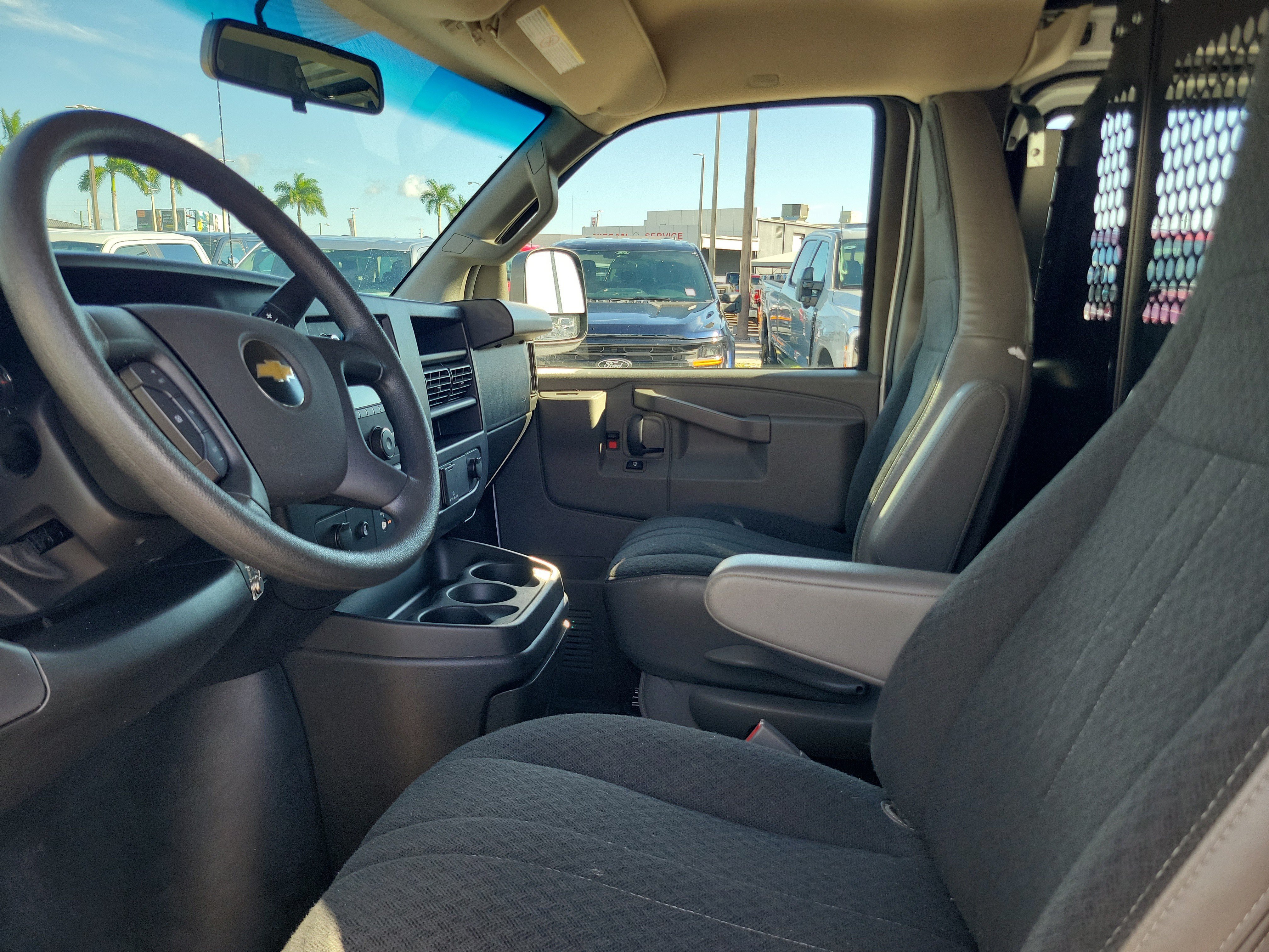 Used 2025 Chevrolet Express 2500 w/ Driver Convenience Package RWD image 22