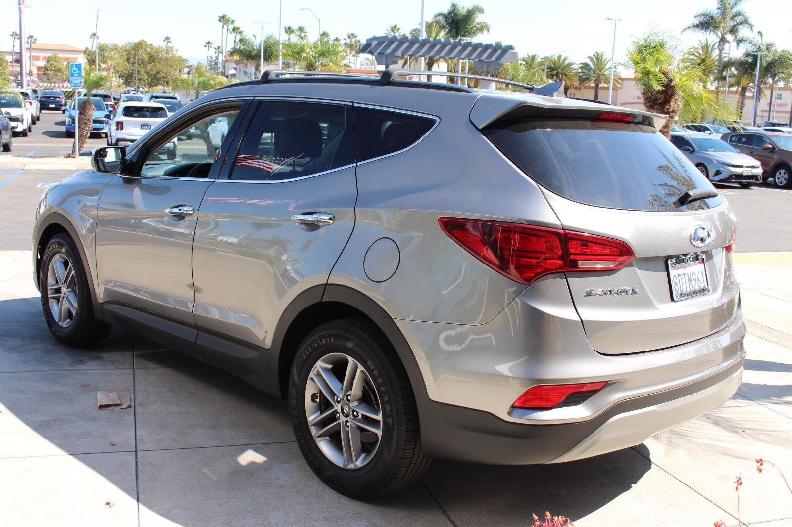 Used 2018 Hyundai Santa Fe Sport w/ 2.4L Value Package 02 image 7