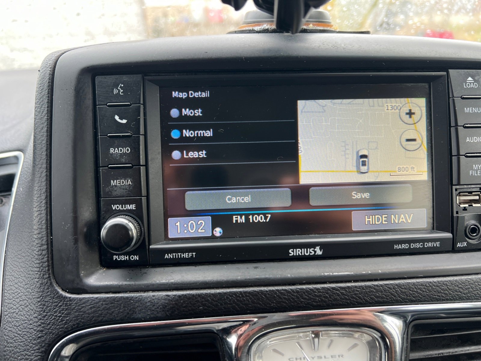 Used 2015 Chrysler Town & Country Touring image 23