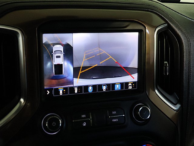 Used 2020 Chevrolet Silverado 1500 High Country w/ Technology Package AWD/4WD image 21