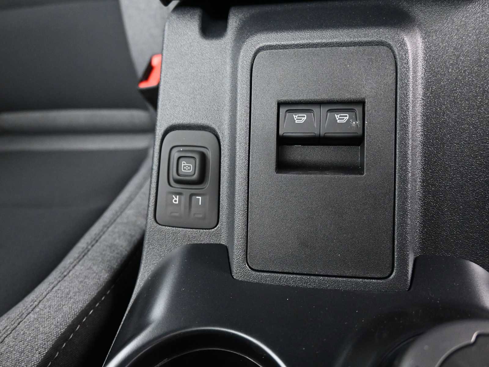 New 2025 Ford Bronco 2-Door image 20