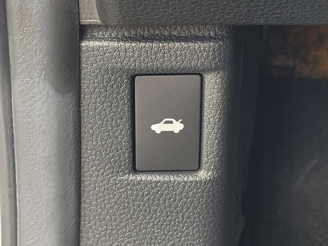 Used 2024 Honda Accord Touring image 13