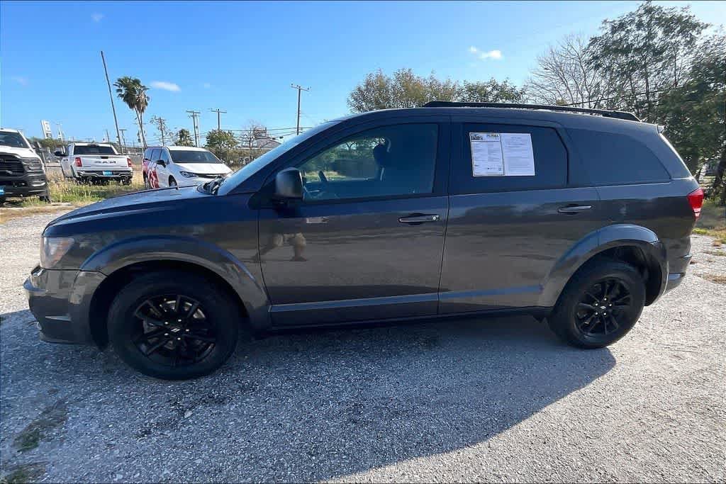 Used 2020 Dodge Journey SE w/ Blacktop Package FWD image 3