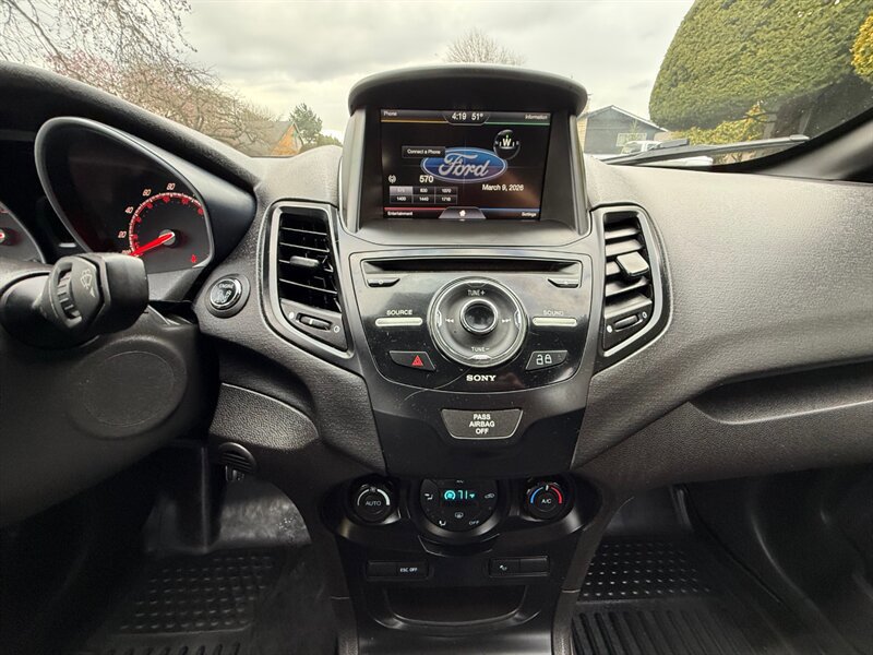 Used 2015 Ford Fiesta ST FWD image 15