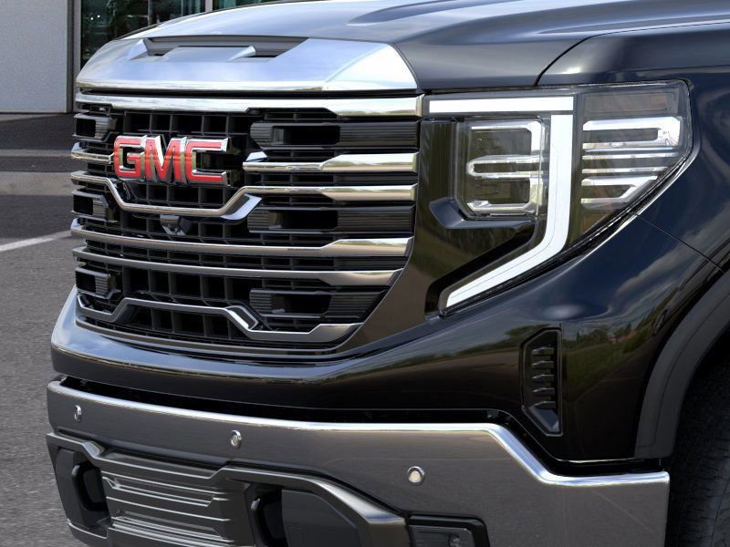 New 2026 GMC Sierra 1500 SLT image 13