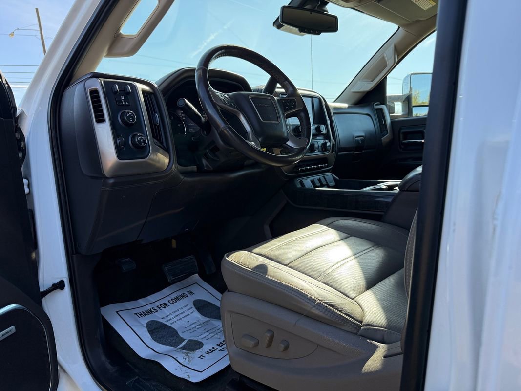 Used 2016 GMC Sierra 2500 Denali w/ Duramax Plus Package AWD/4WD image 12