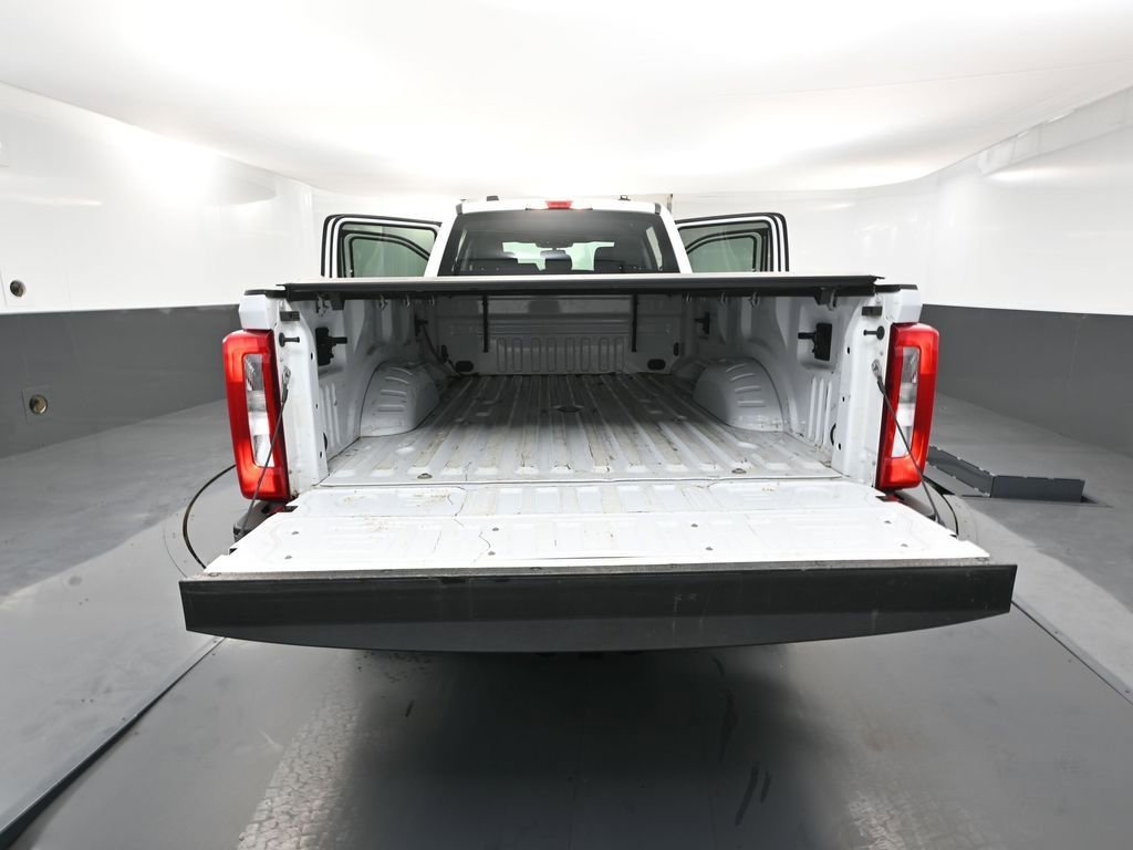 Used 2023 Ford F350 XLT image 38