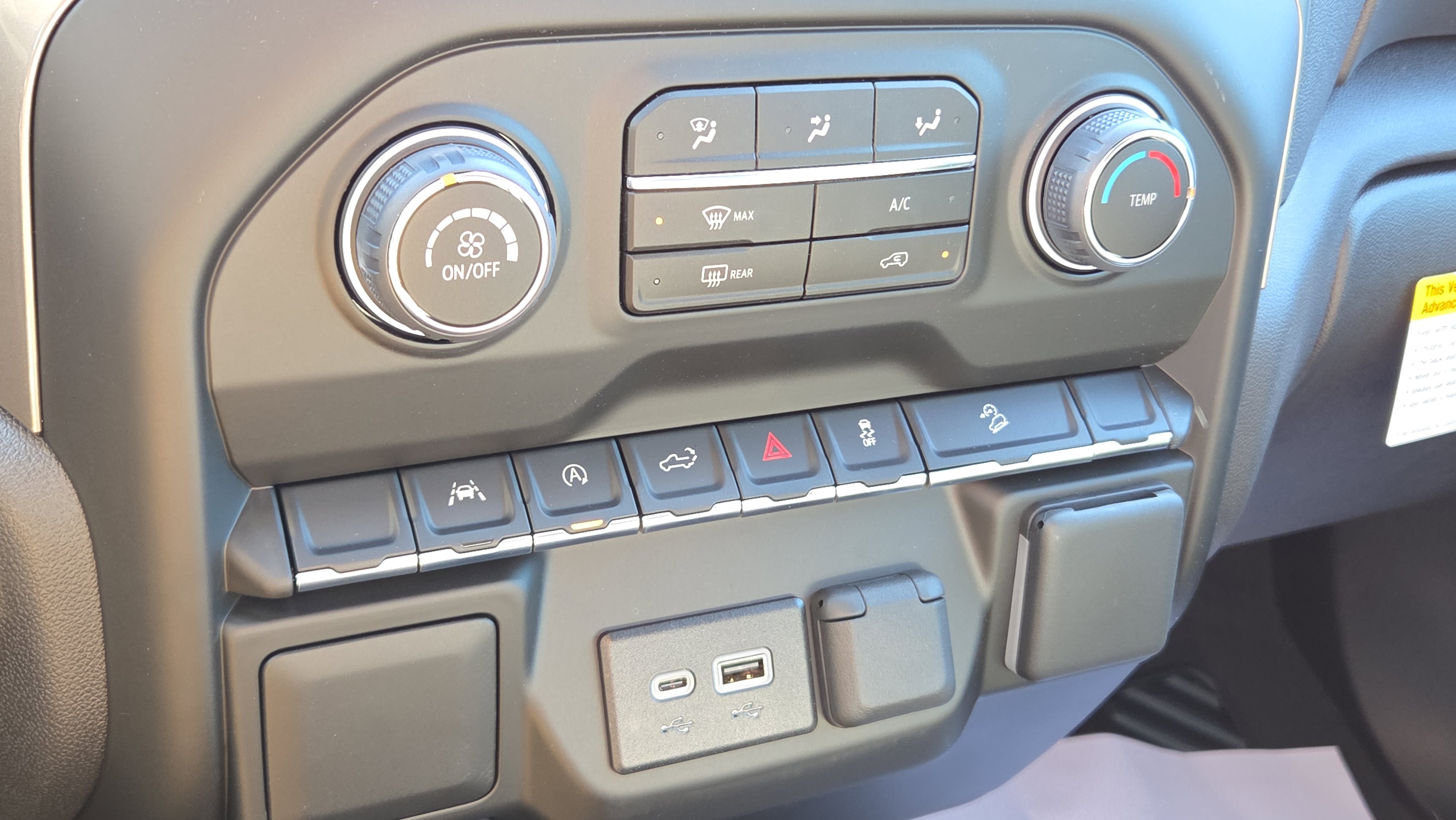 New 2026 Chevrolet Silverado 1500 Custom Trail Boss w/ LPO, Dark Essentials Package image 14