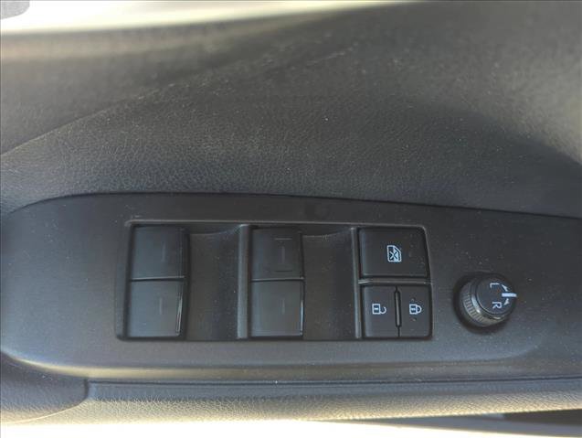 Used 2023 Toyota Camry LE image 9