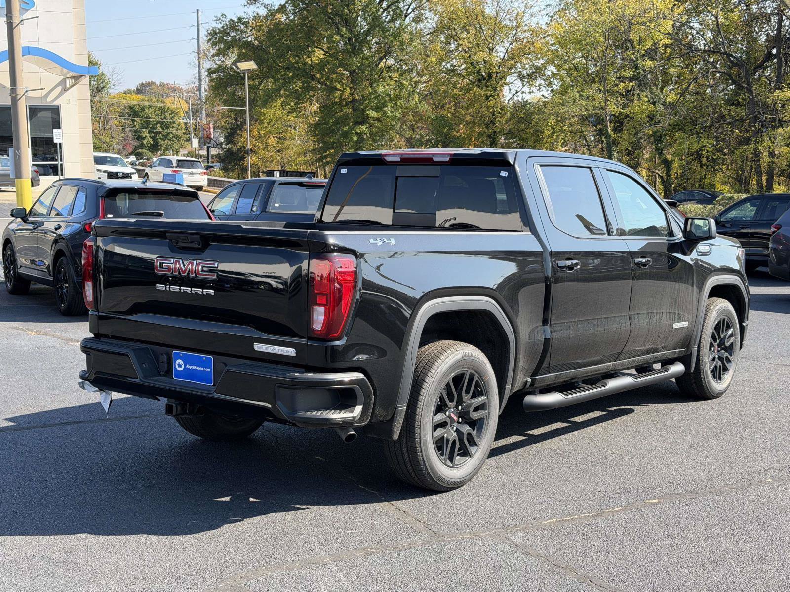 New 2026 GMC Sierra 1500 Elevation w/ Preferred Package AWD/4WD image 2