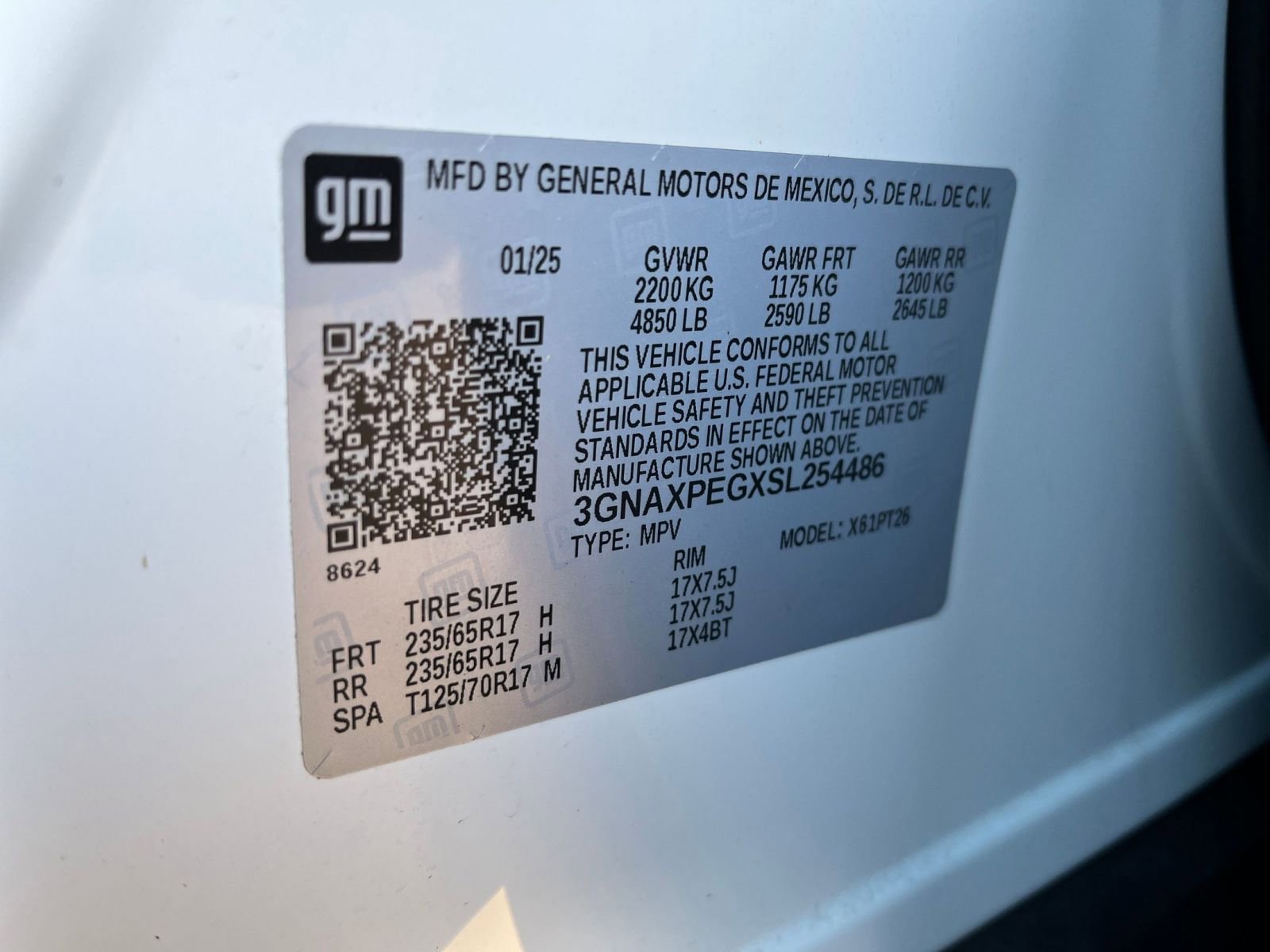 Used 2025 Chevrolet Equinox LT image 28