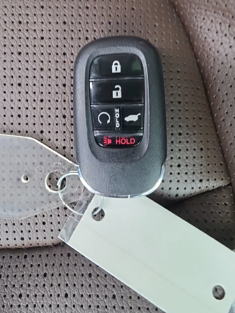 Certified 2025 Honda Pilot Elite image 35
