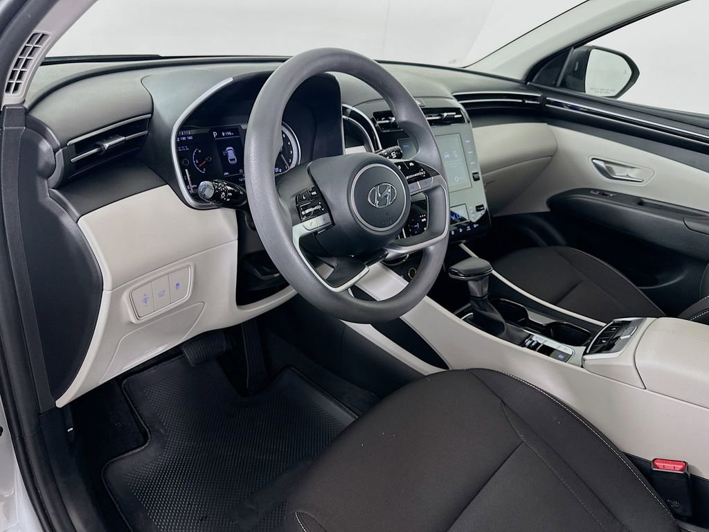 Certified 2024 Hyundai Tucson SEL FWD image 9