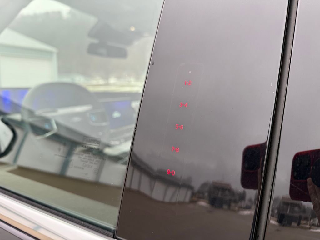 Used 2025 Ford Expedition Active image 12