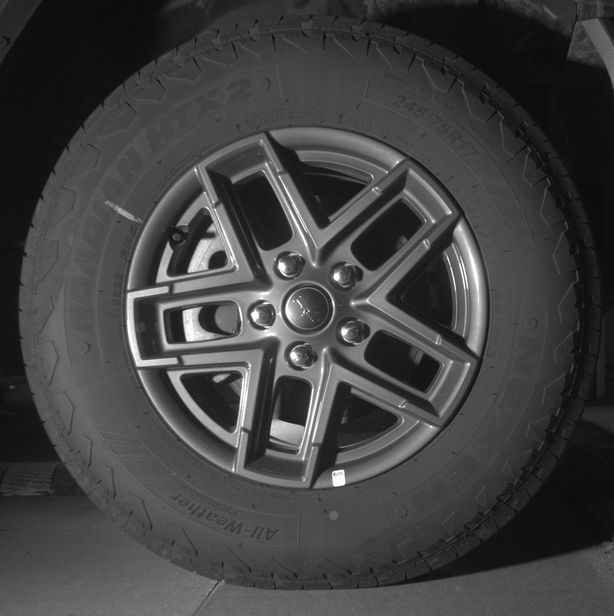 Used 2025 Jeep Wrangler Sport S AWD/4WD image 13