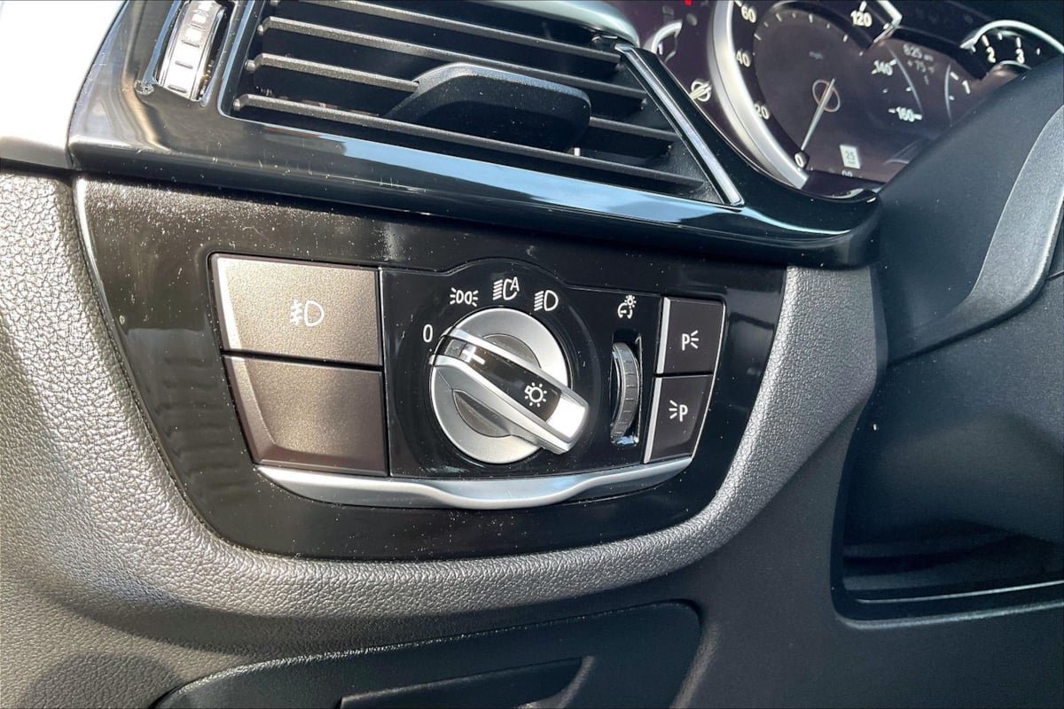 Used 2018 BMW 540i RWD image 34
