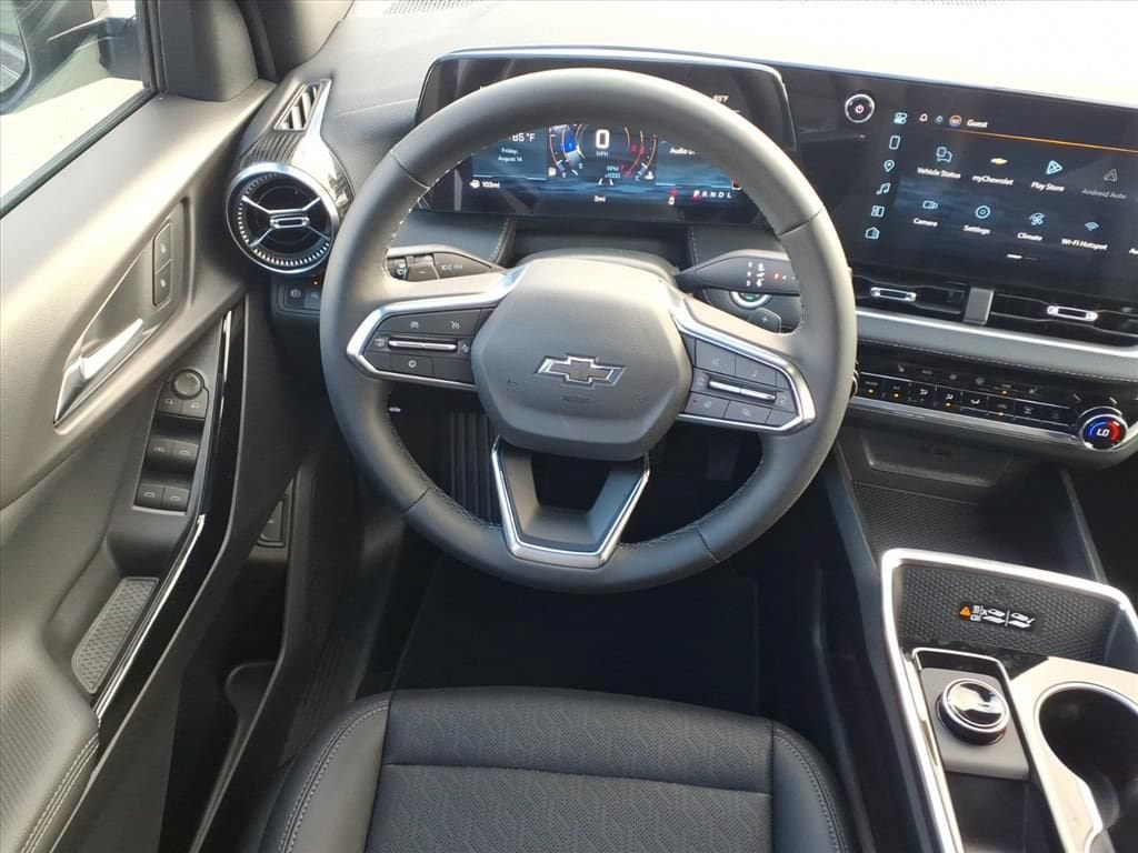 New 2027 Chevrolet Equinox LT w/ Convenience Package II FWD image 23