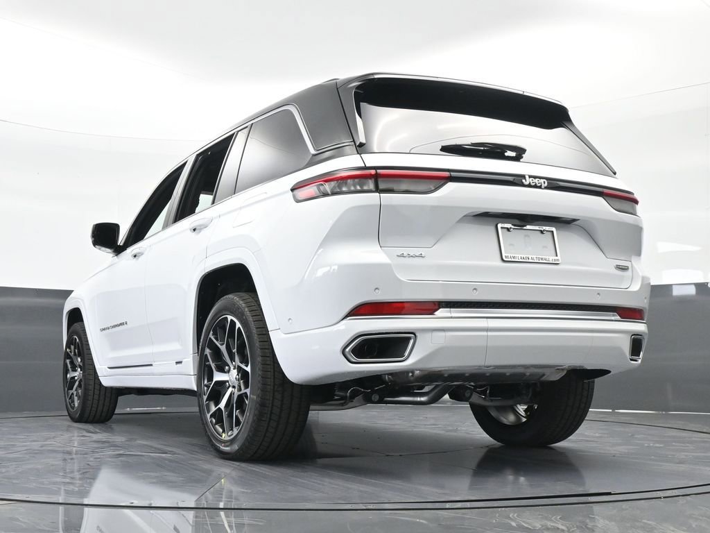 New 2025 Jeep Grand Cherokee Summit image 64