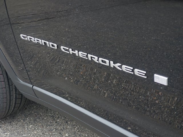 New 2026 Jeep Grand Cherokee L 4WD image 7
