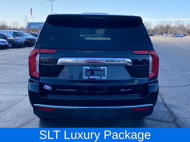Certified 2023 GMC Yukon SLT w/ SLT Premium Package AWD/4WD image 4
