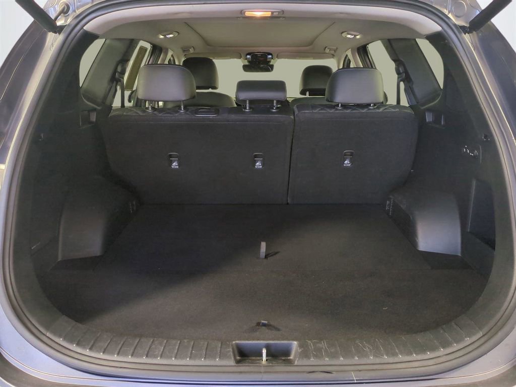 Certified 2022 Hyundai Santa Fe SEL Premium w/ Cargo Package image 14
