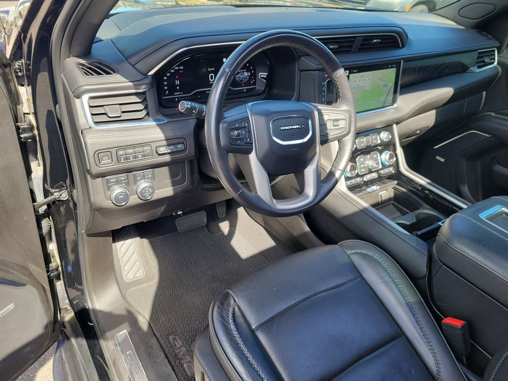 Certified 2022 GMC Yukon XL Denali image 23