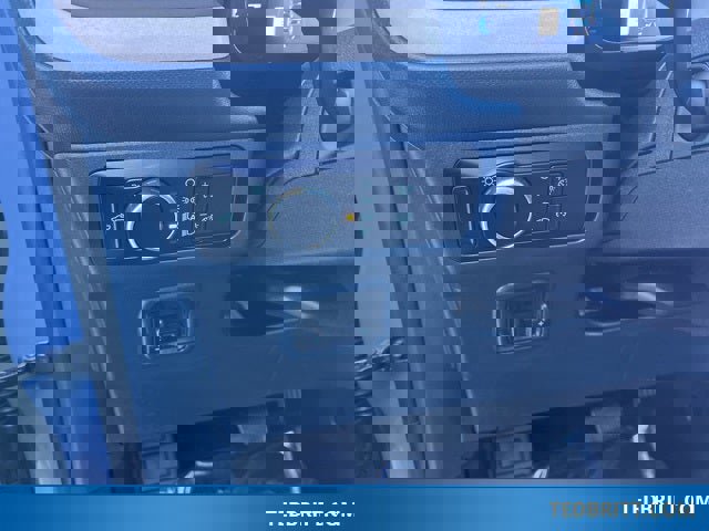 Certified 2025 Ford Maverick Lariat w/ 4K Tow Package image 42