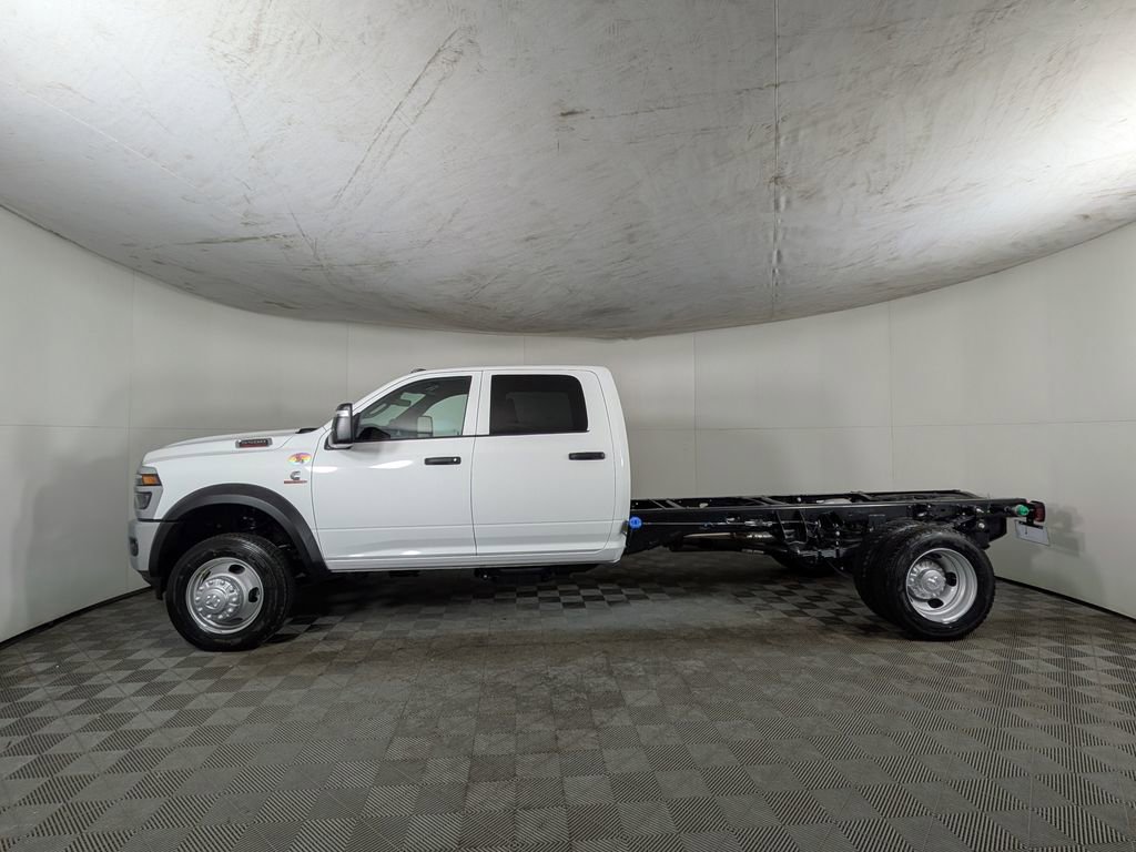 New 2026 RAM 5500 Tradesman image 3