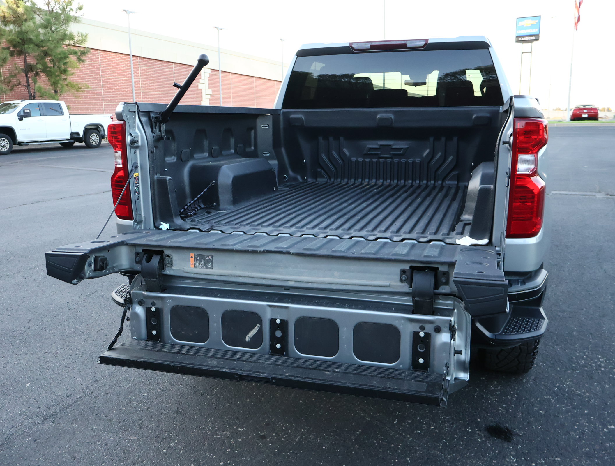 Used 2023 Chevrolet Silverado 1500 Custom Trail Boss AWD/4WD image 6