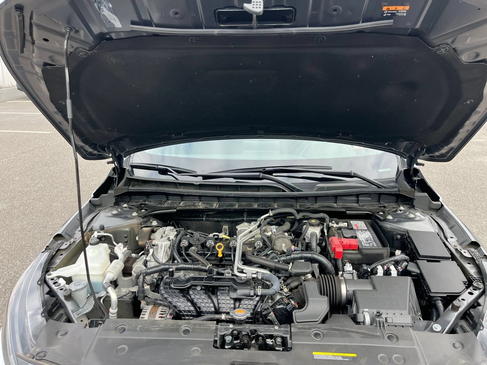 Used 2025 Nissan Altima 2.5 SV FWD image 32
