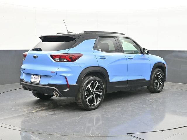 Used 2023 Chevrolet TrailBlazer RS w/ Sun and Liftgate Package FWD image 14