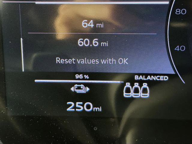 New 2025 Audi Q6 e-tron Premium AWD/4WD image 11