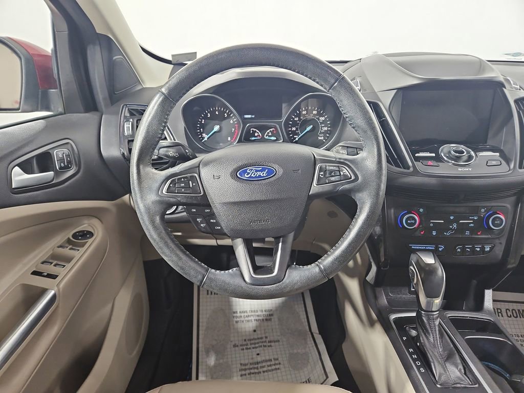 Used 2019 Ford Escape Titanium image 14
