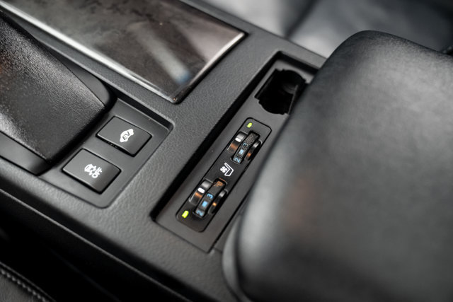 Used 2013 Lexus RX 450h AWD w/ Navigation Pkg image 20