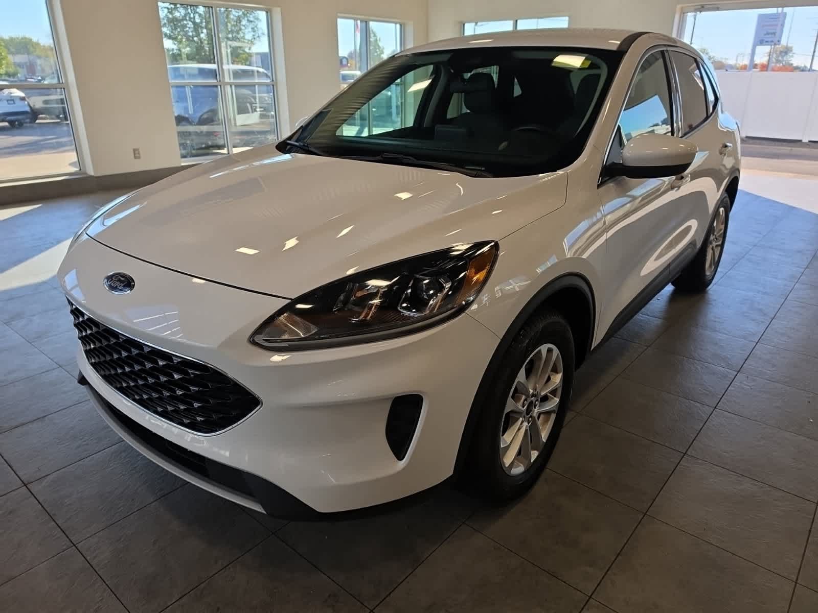 Used 2020 Ford Escape SE AWD/4WD image 1