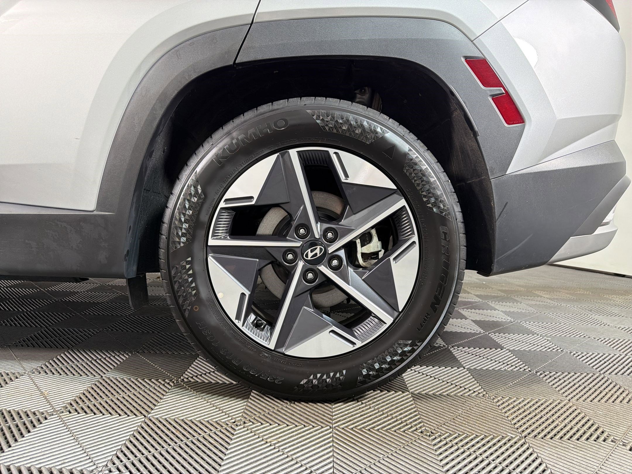 Used 2025 Hyundai Tucson SEL image 10