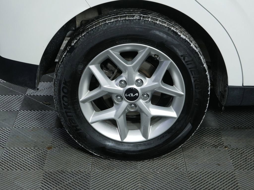Certified 2023 Kia Soul S image 11