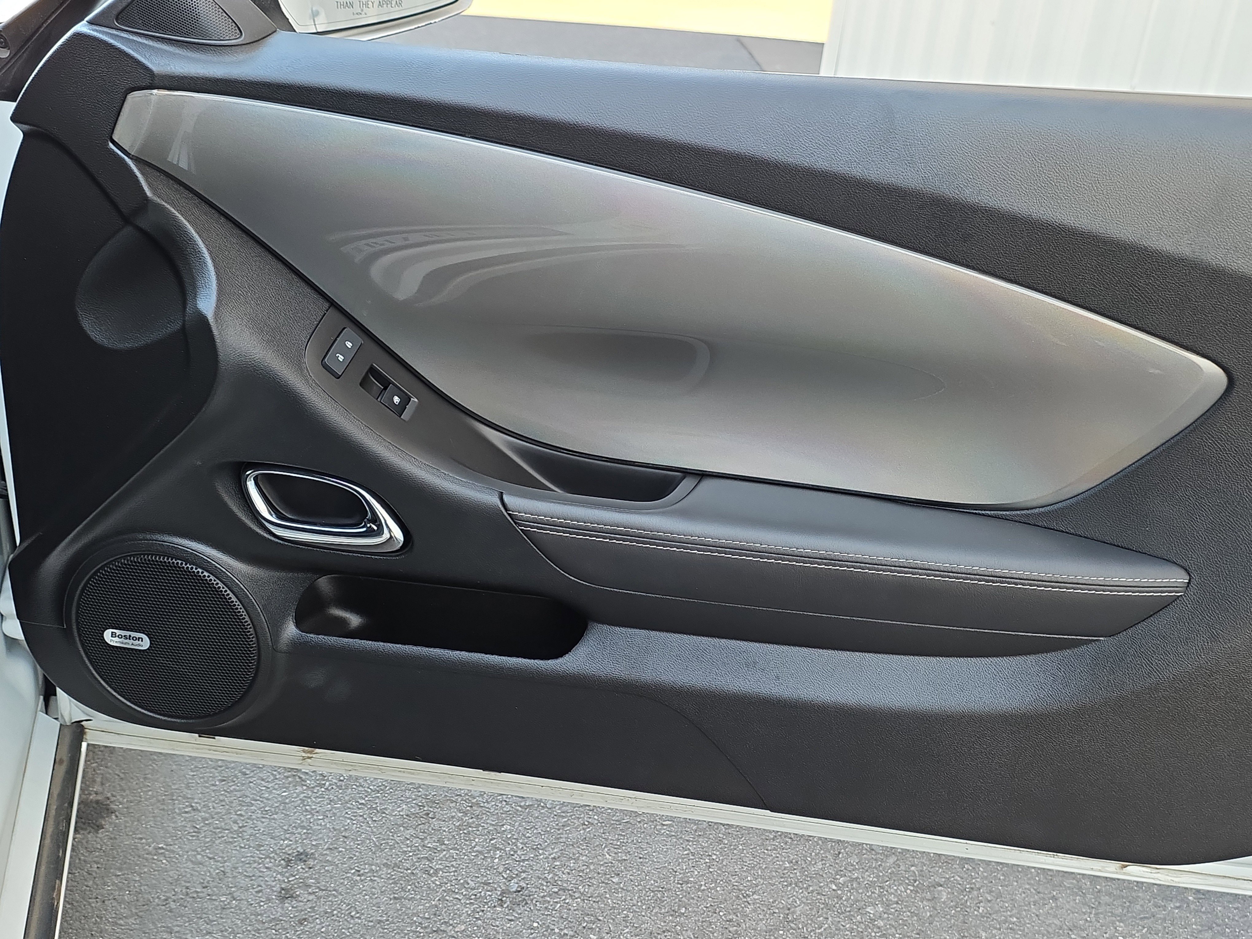 Used 2015 Chevrolet Camaro SS w/ SS Performance Package image 29