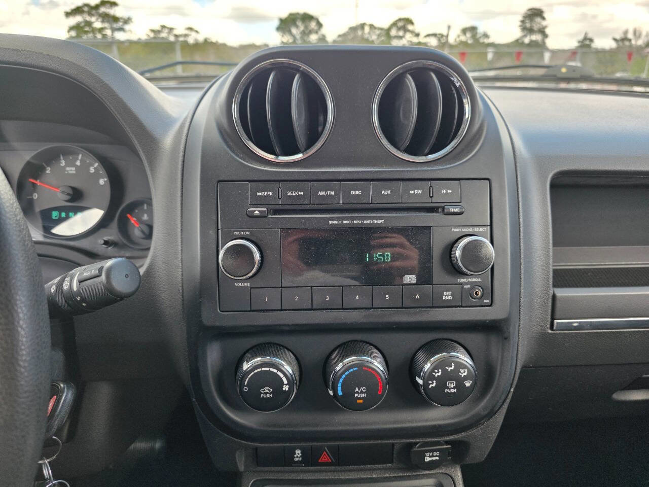 Used 2013 Jeep Compass Sport image 15