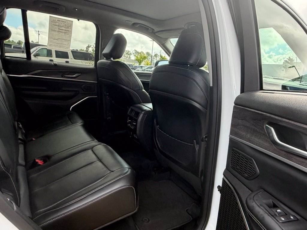 Used 2022 Jeep Grand Cherokee Limited 4xe w/ Luxury Tech Group II AWD/4WD image 51