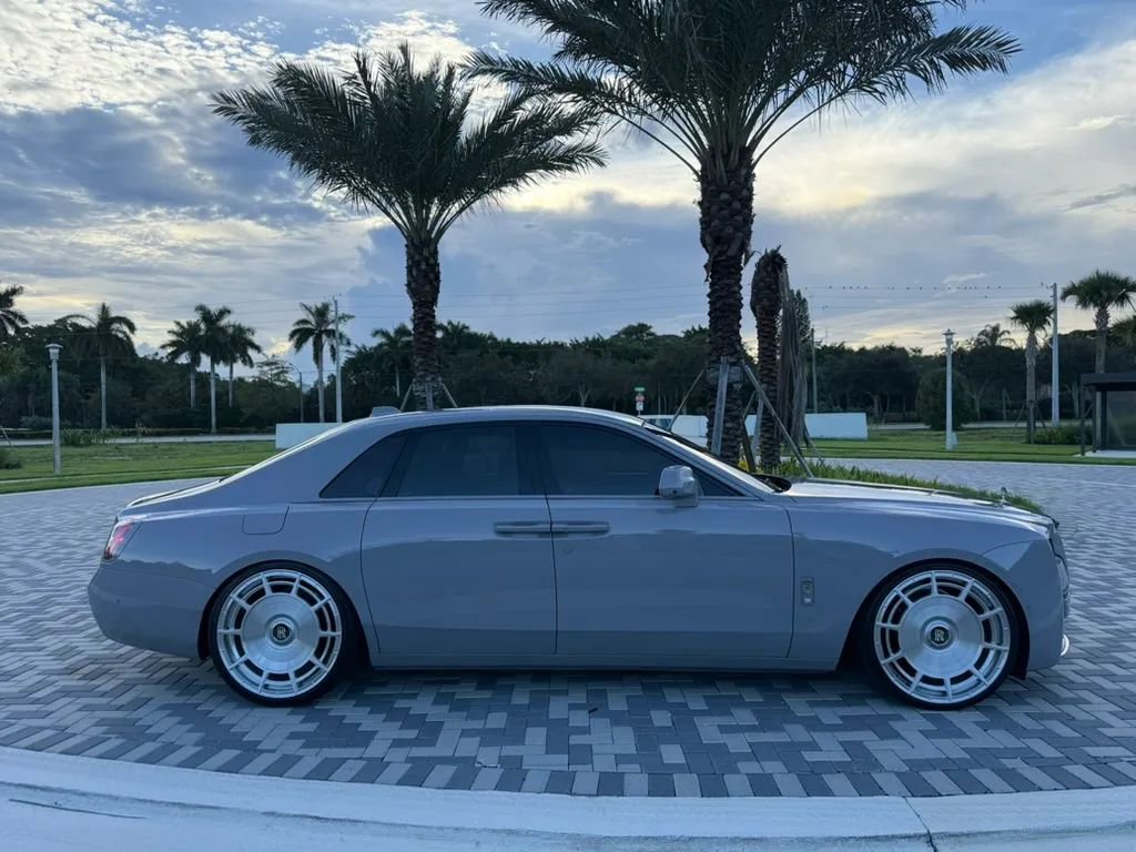 Used 2021 Rolls-Royce Ghost image 5